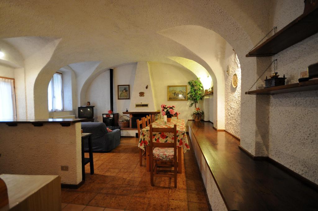 Casa Anna Villa Pieve Di Ledro Oda fotoğraf